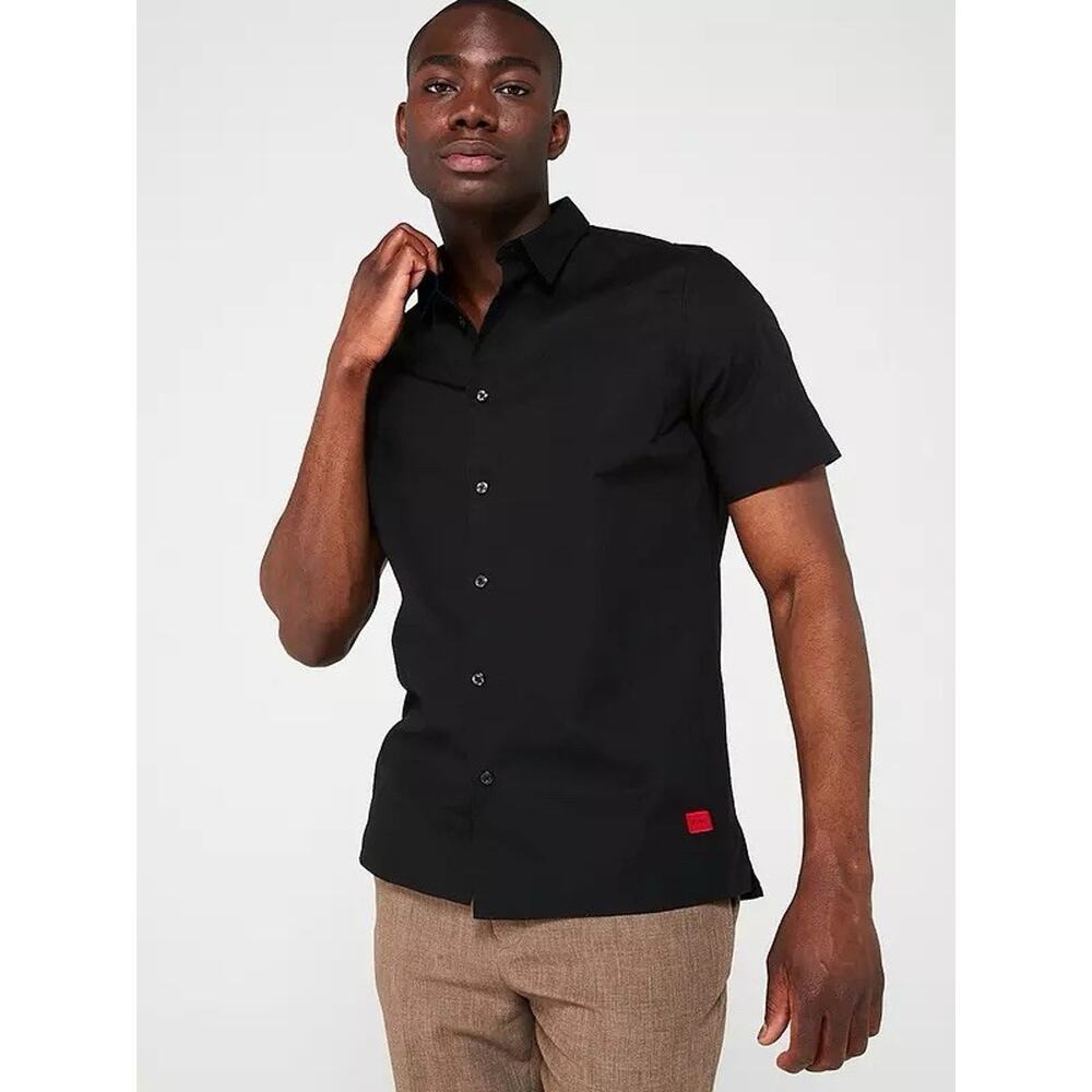 Hugo Boss Men's Black Ebor Relaxed Fit ButtonUp Short Shirt Size Medium